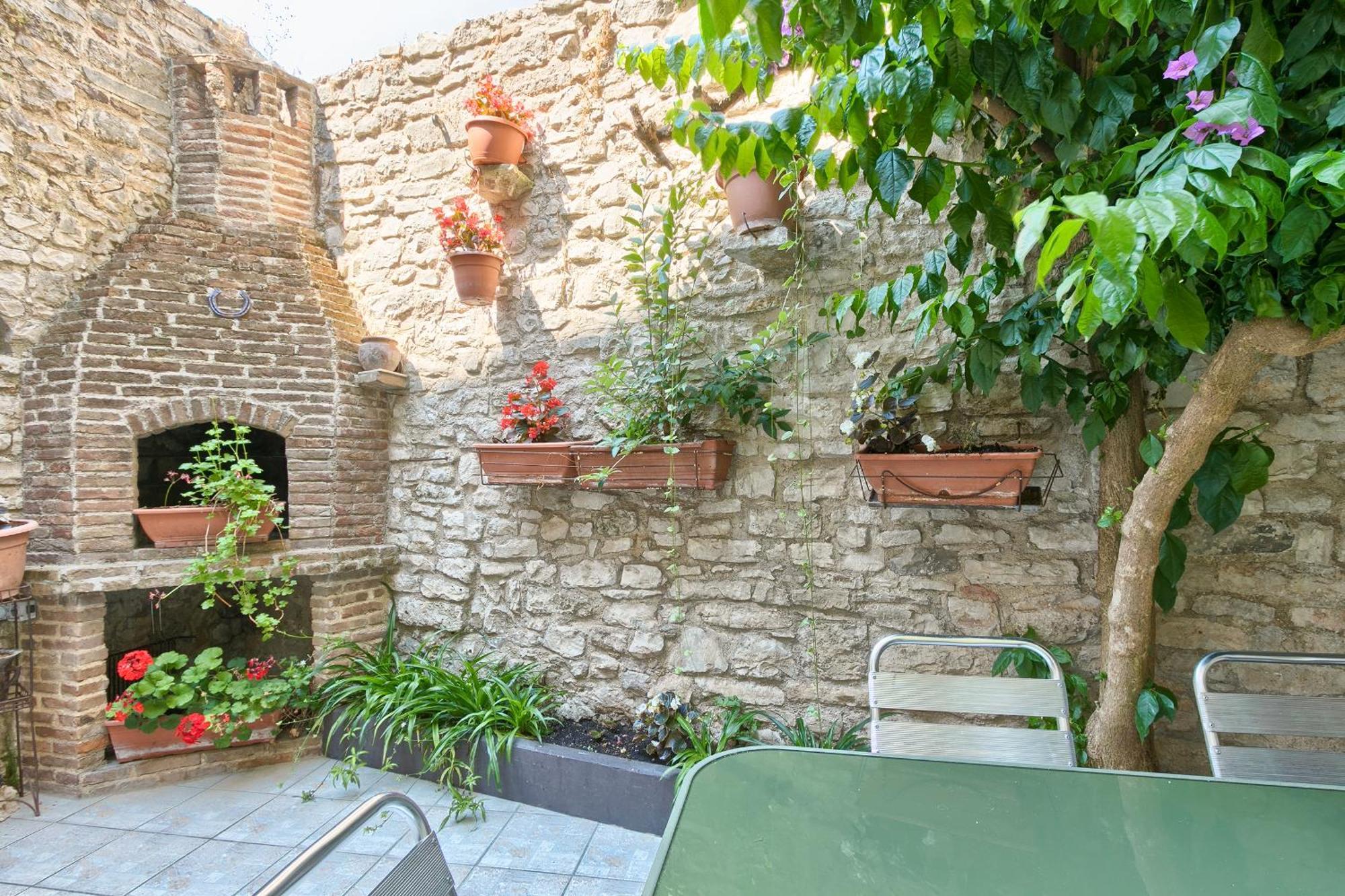 Hostel Pula Exterior photo